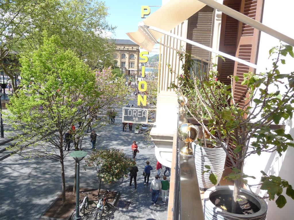 Pension Lorea San Sebastian Exterior photo