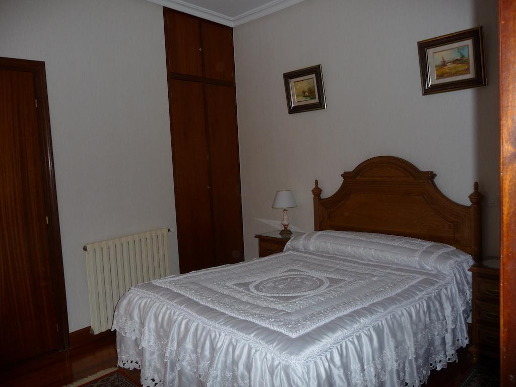 Pension Lorea San Sebastian Room photo
